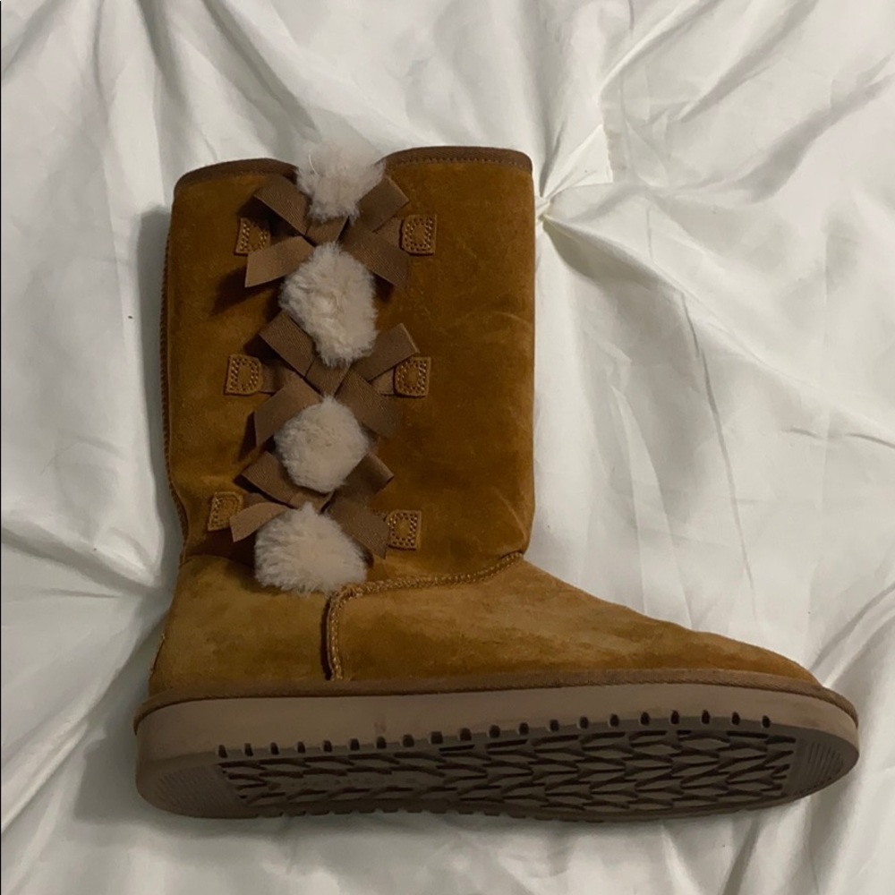 Bow Uggs